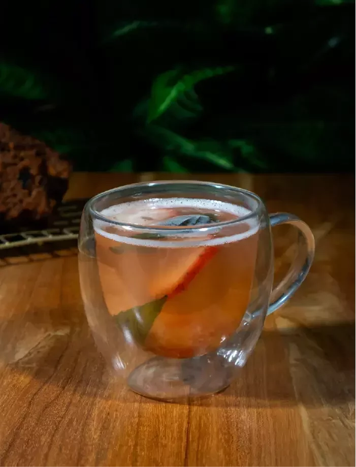 Té de fresa, albahaca y limón